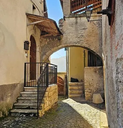 Daire La Del Castello San Panfilo d'Ocre
